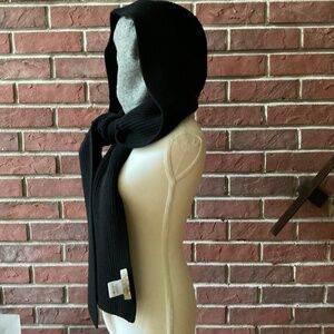 7115 NYC By Szeki Black Merino Wool Hooded Scarf O/S